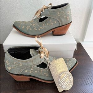 Liberty Black sage green booties